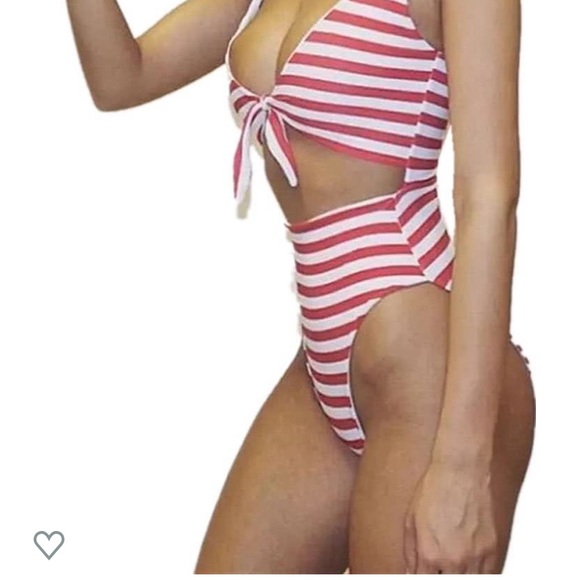 One piece size medium swim suit never worn - Picture 2 of 3